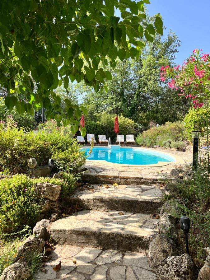 La Parenthese Du Var - Gite Avec Grande Terrasse Vue Sur Piscine Saint-Antonin-du-Var Eksteriør bilde